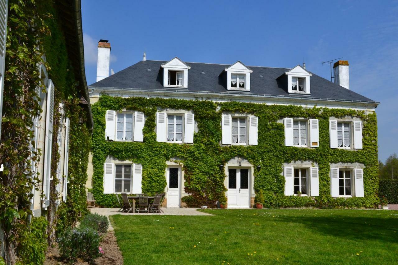 Le Domaine Des Bois Bed & Breakfast Mauze-Thouarsais Exterior photo