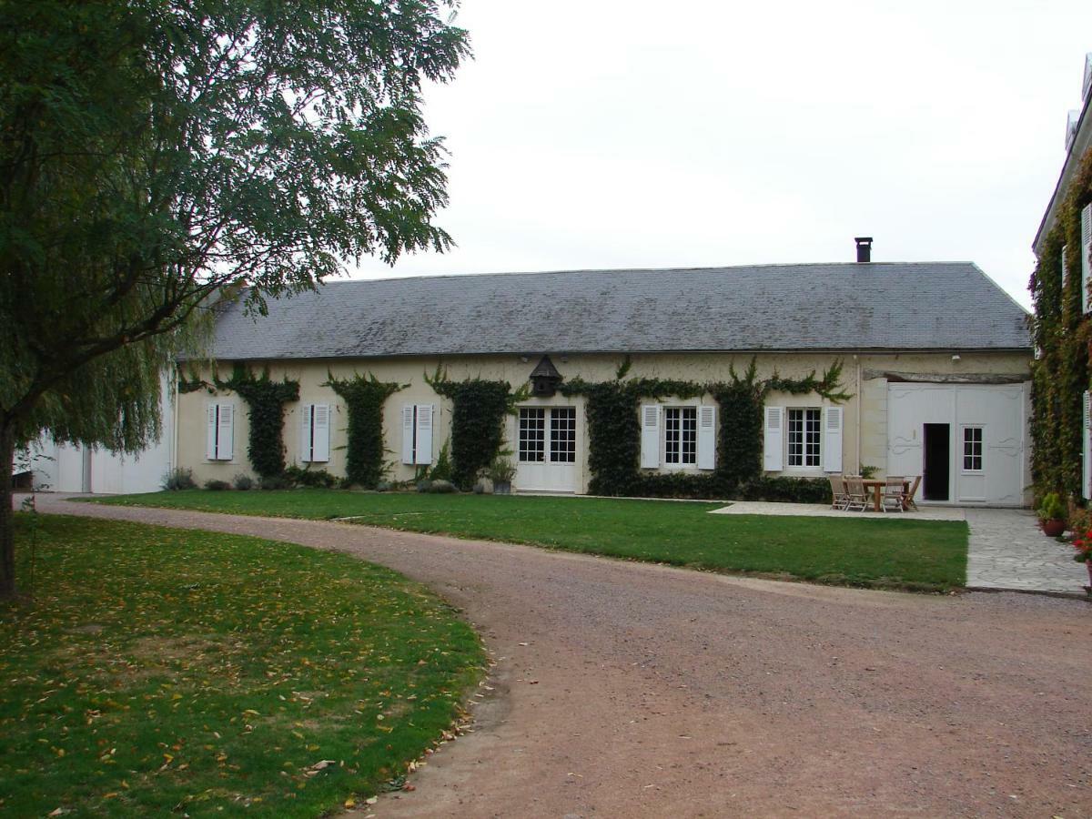 Le Domaine Des Bois Bed & Breakfast Mauze-Thouarsais Exterior photo